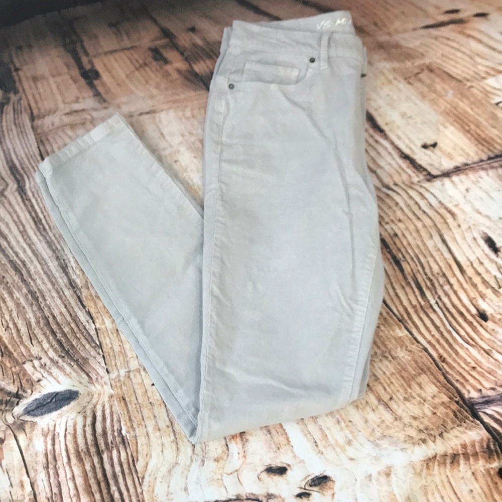 Victoria’s Secret light grey corduroy jeans size 8